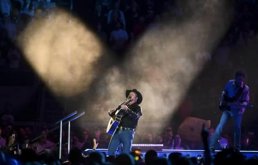 Garth Brooks in Indianapolis: August 21, 2026 Concert