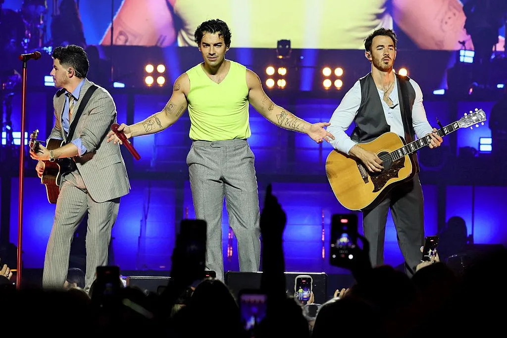 Jonas Brothers in Elmont: December 19, 2026 Concert Details