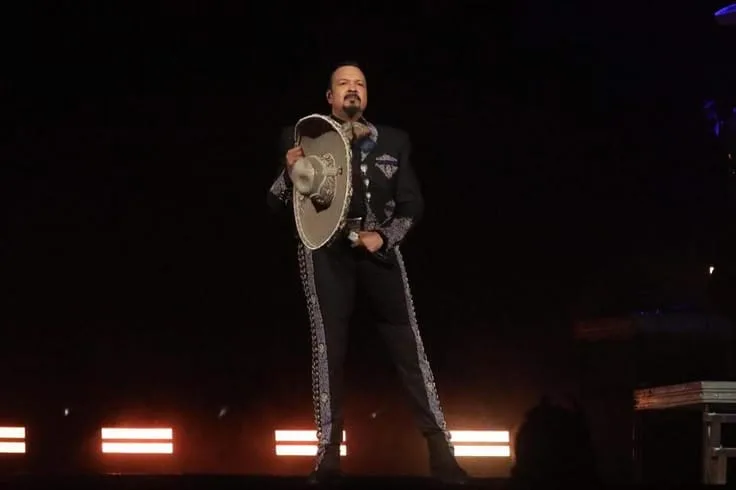 Pepe Aguilar to Perform Two Shows With Houston Symphony - illustration